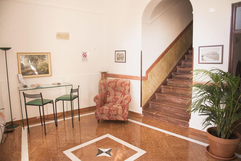 Hotel Palazzo Graziano Terrasini Exterior foto